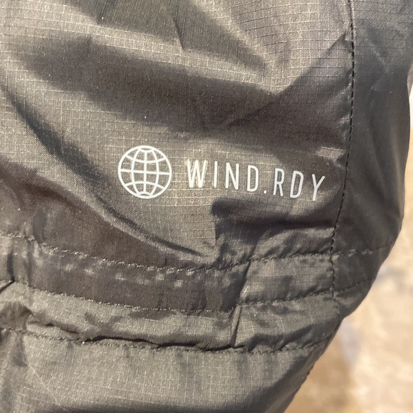 🆕 Adidas Women's AEROREADY Logo Running Windbreaker Jacket - Picture 3 of 14